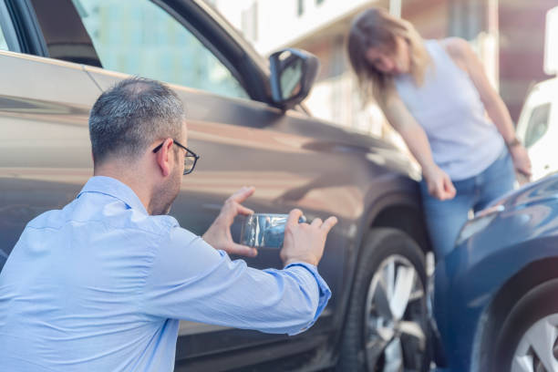 Professional Full Coverage Car Insurance technician working in Fridley, MN